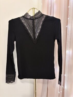 Black Lace Trim Long Sleeve Top Like New